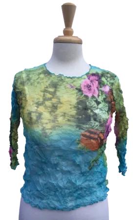 41 Long-sleeve crinkle top with floral print.  Made in France