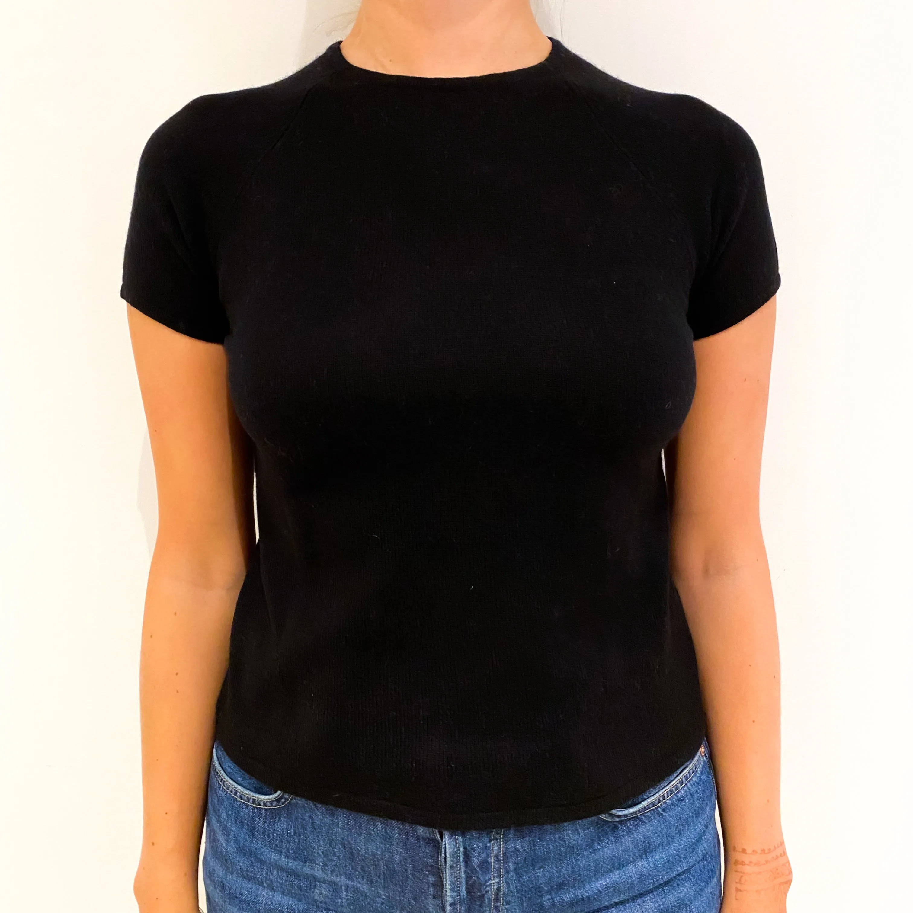 Black Short Sleeved Cashmere Crew Neck Jumper Small