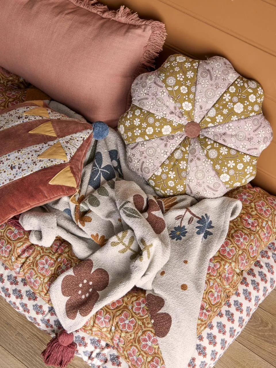 Bloomingville Cushion Madlen | Flower