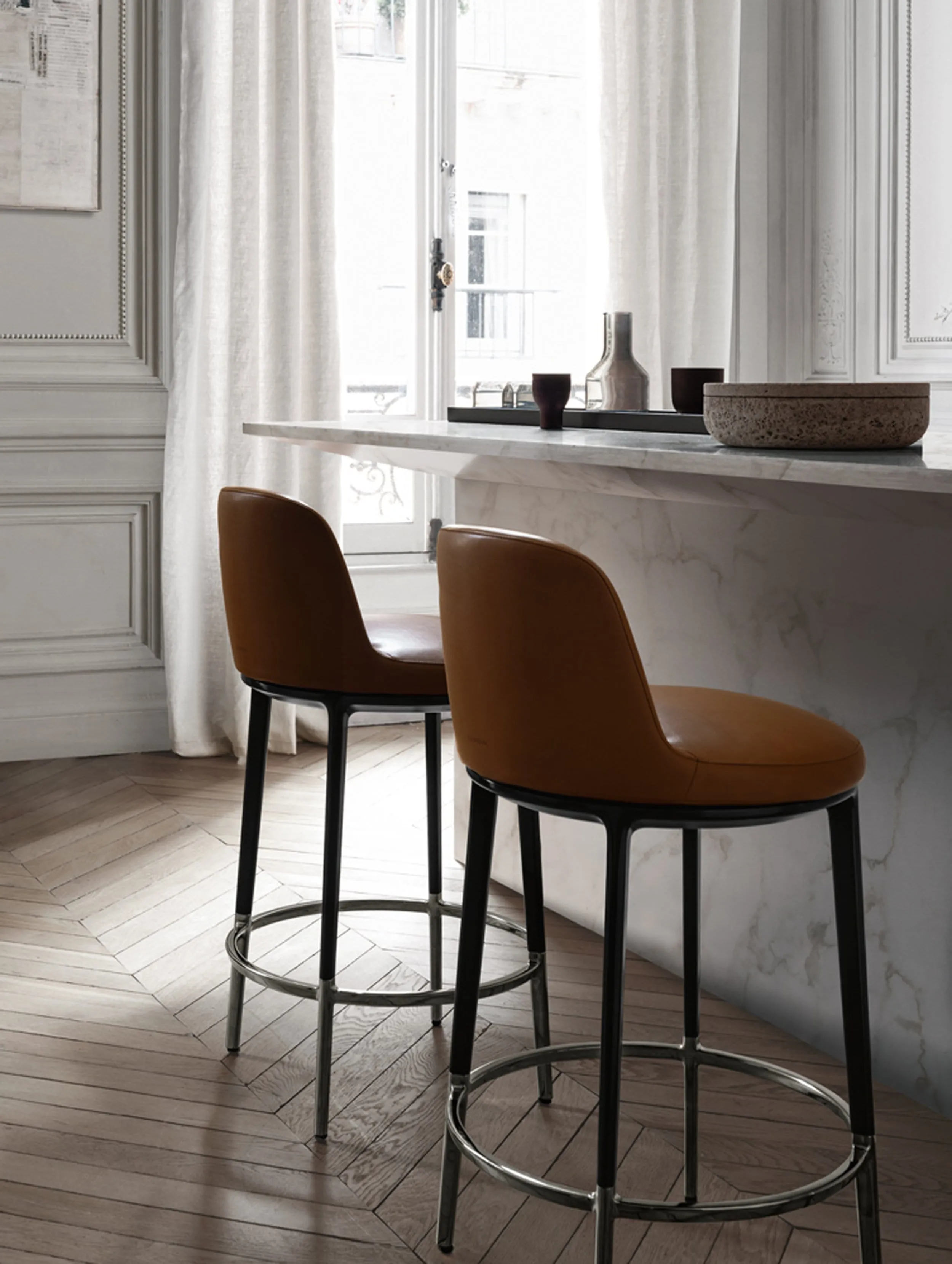 Caratos Barstool