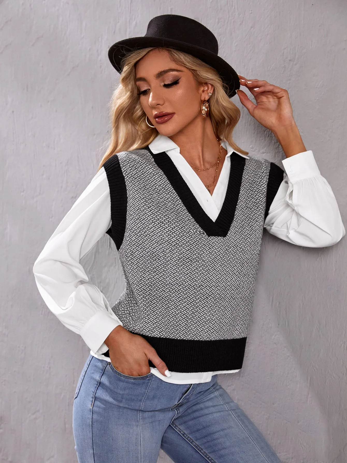 Casual Colorblock Sleeveless V Neck Regular Women Knit Top