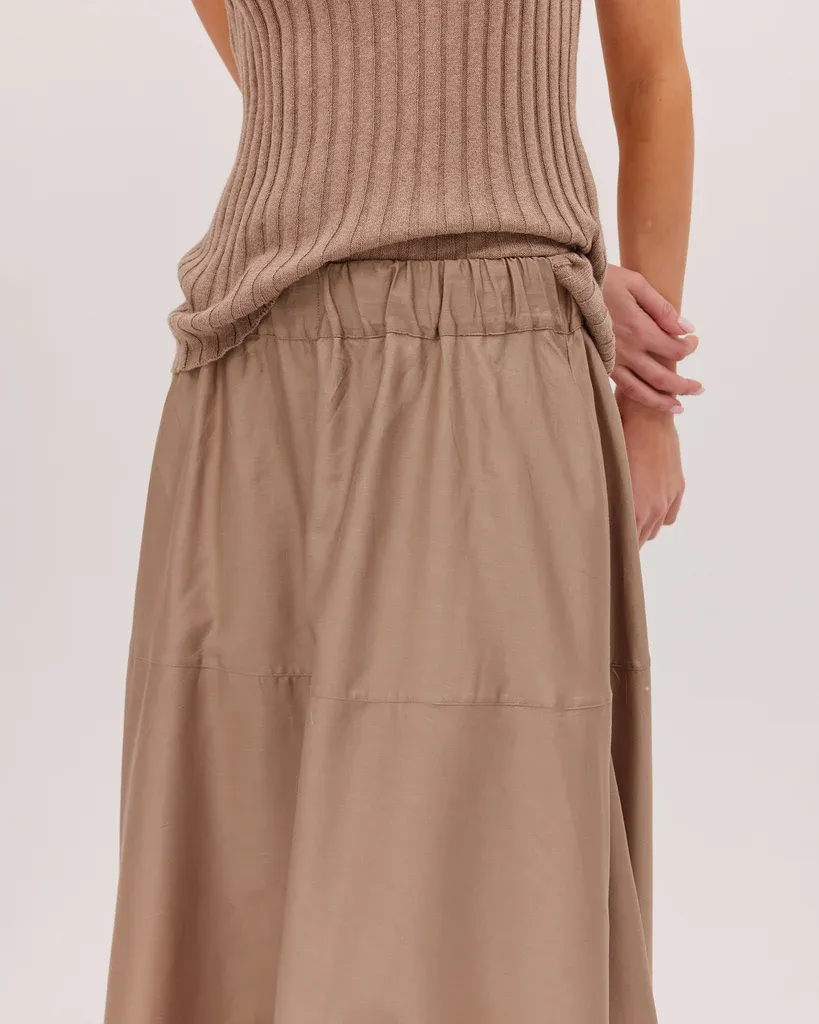Cloth & Co: The Maxi Skirt - Praline
