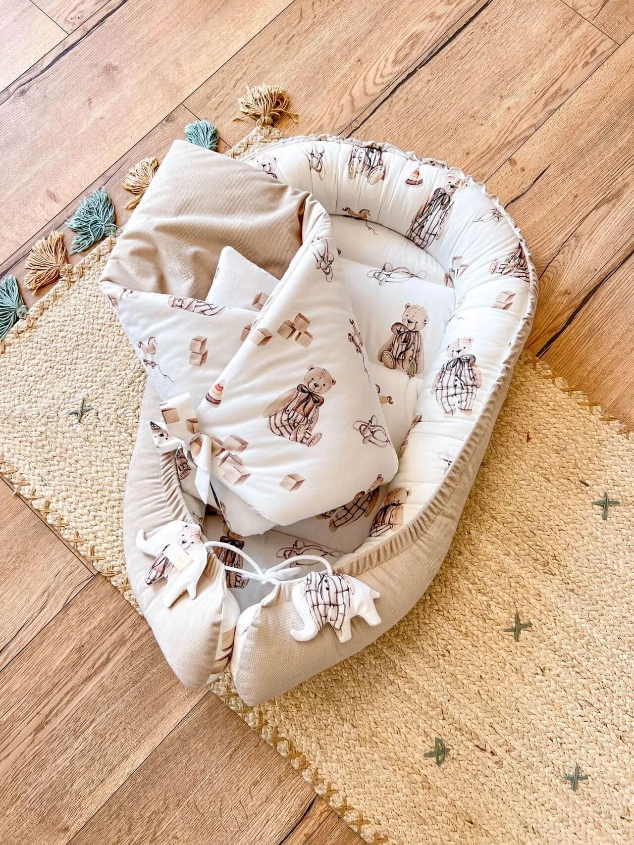 Handmade Baby Nest - Retro Teddy Bear with Beige Velvet