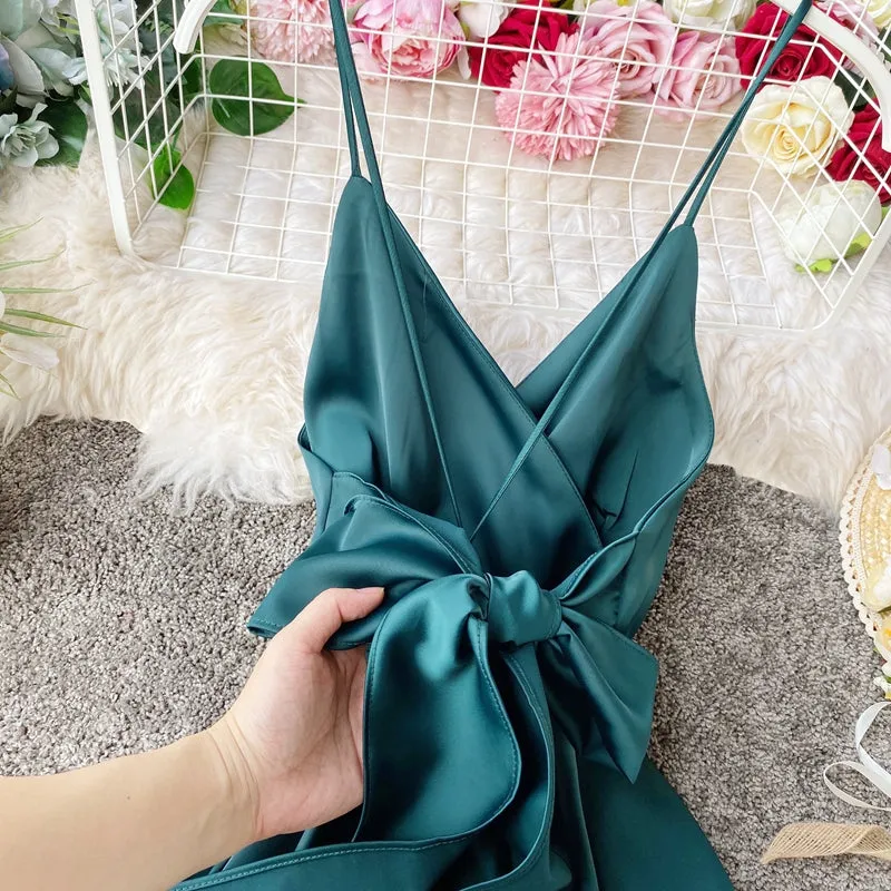 Lace-up Back Strap Halter Solid Color Big Swing Dress