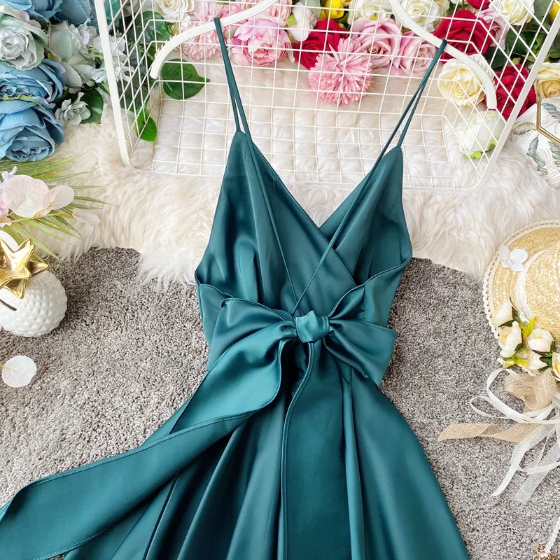 Lace-up Back Strap Halter Solid Color Big Swing Dress