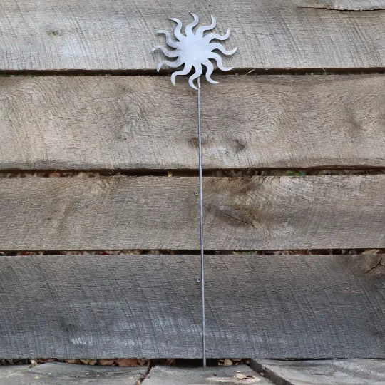 Metal Sun Garden Stake - Steel Gardening Decor - Spring Decor - Summer Decor - Sun Art - Garden Stakes - Metal Garden Art