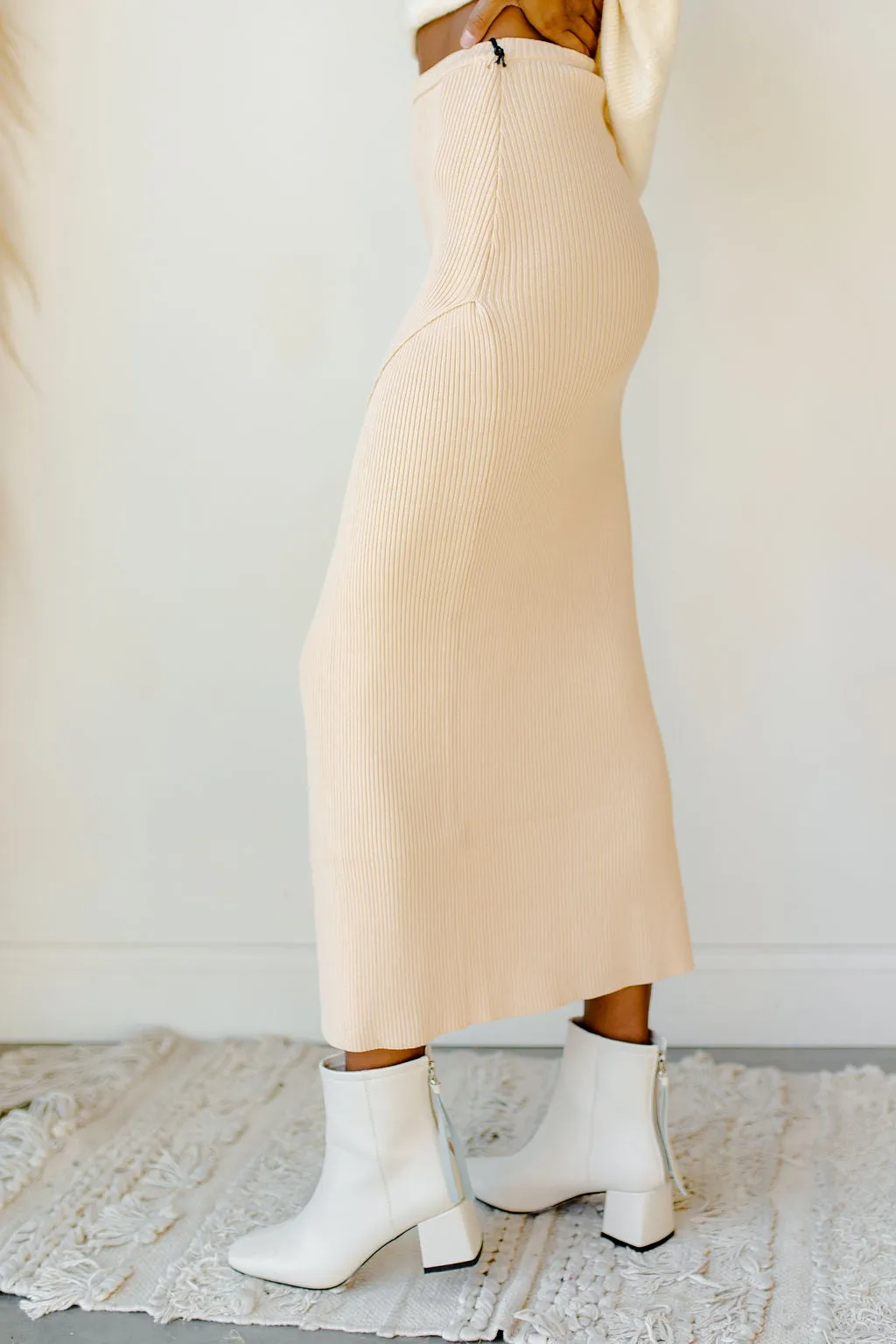 mona knit maxi skirt
