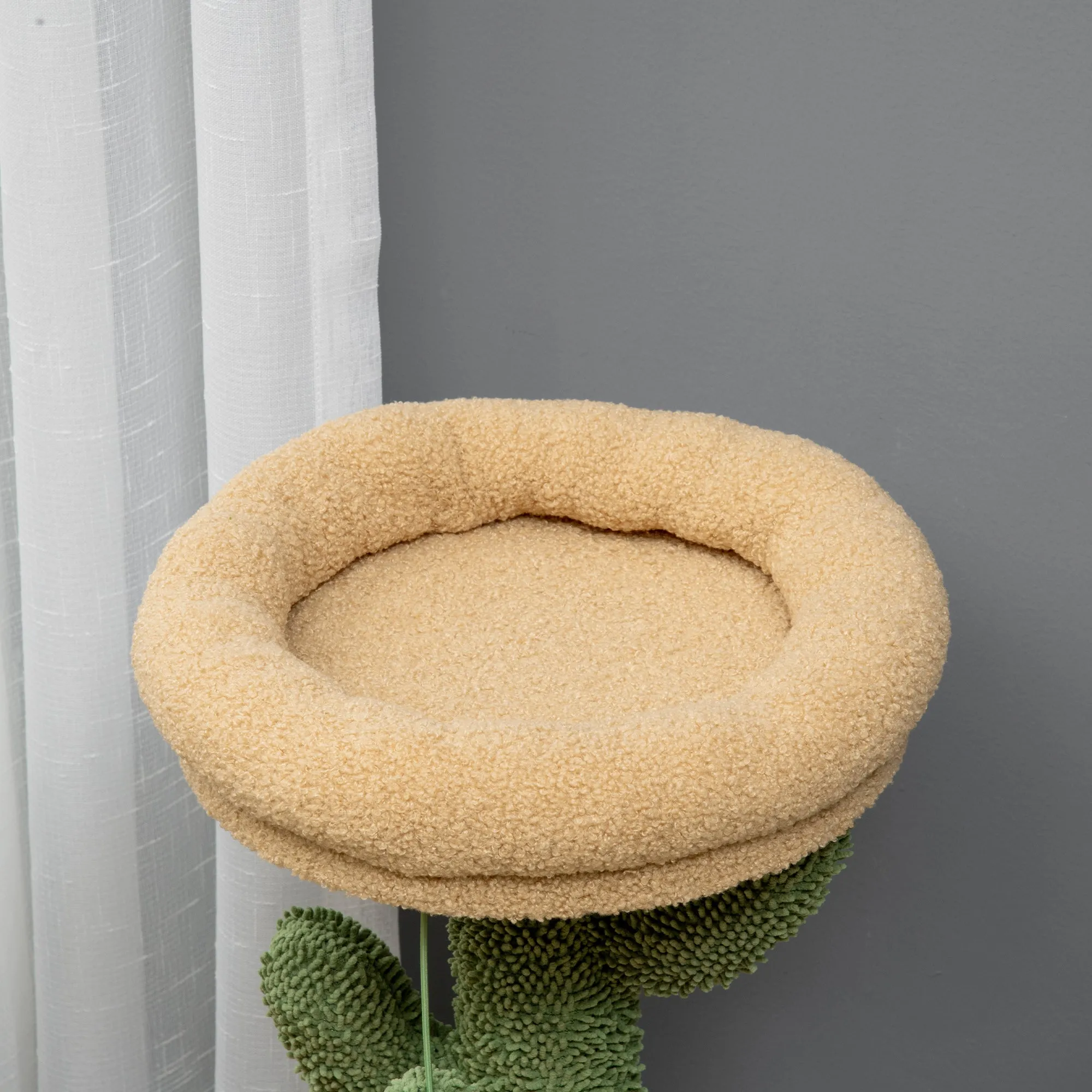 PawHut 72cm Cat Activity Centre w/ Bed, Toy Ball, Sisal Post, Curved Pad