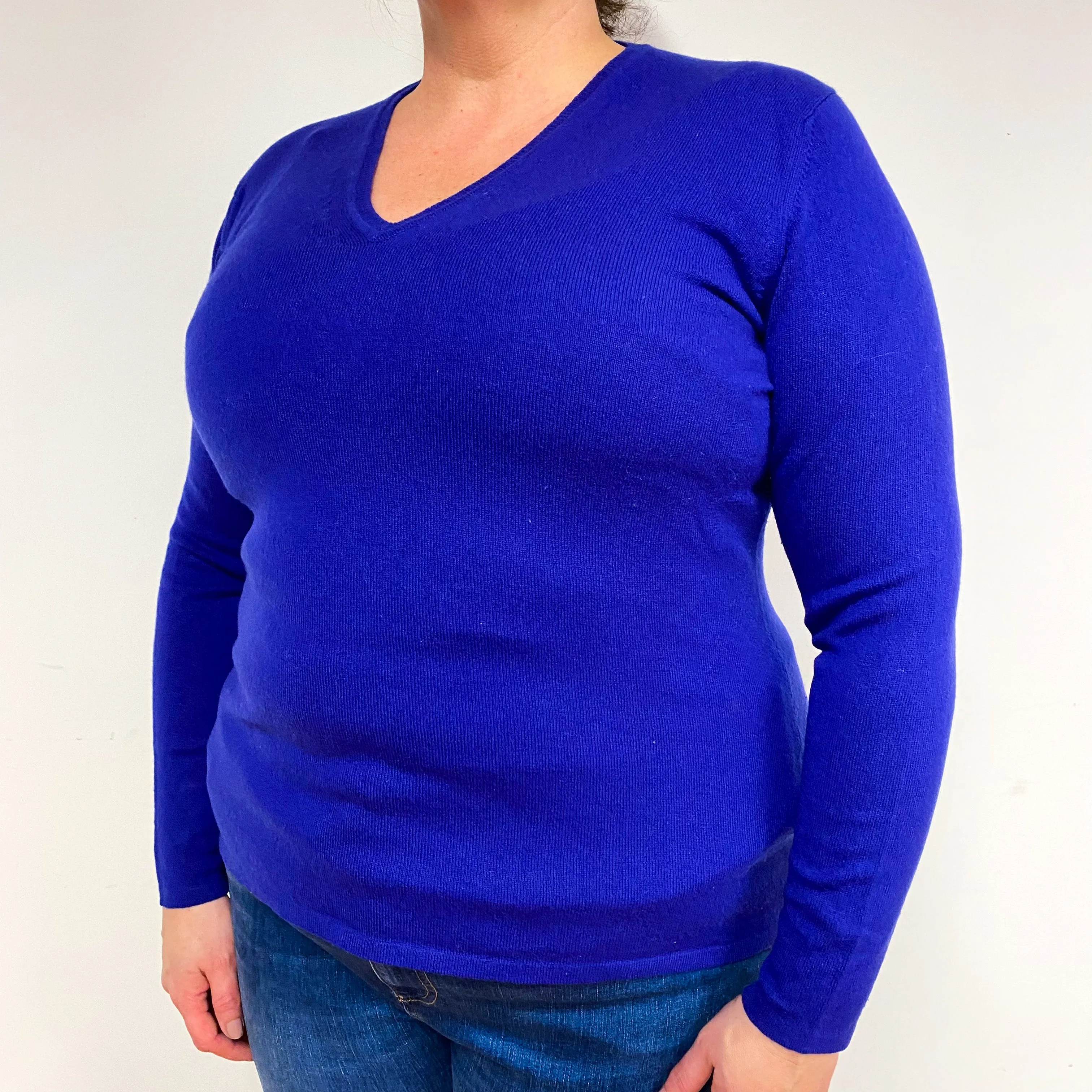 Scottish Indigo Purple Cashmere V-Neck Jumper Extra Large