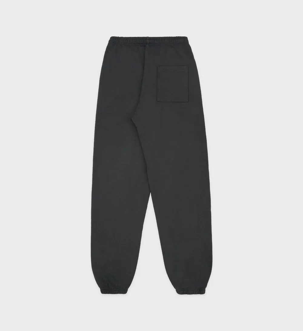 Sporty & Rich Varsity Crest Sweatpants in Faded Black