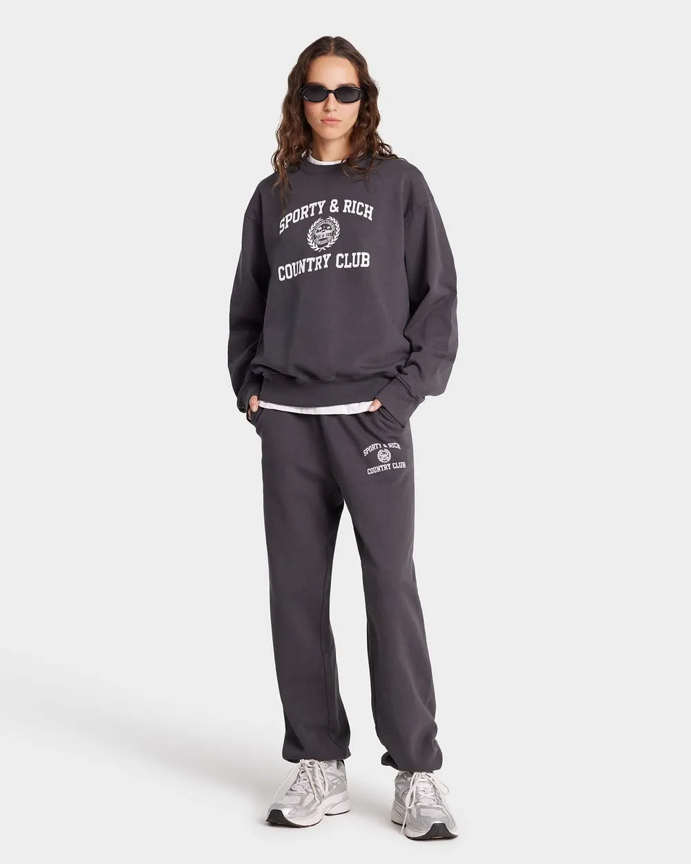 Sporty & Rich Varsity Crest Sweatpants in Faded Black