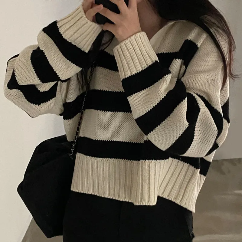 Striped V-neck Jumper Top